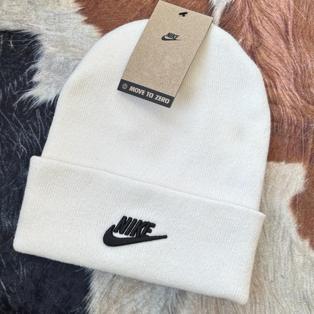 Brand New Nike Peak Futura Beanie Tall Cuff Stretch Knit Hat Unisex Fitted Cap - Picture 2 of 14